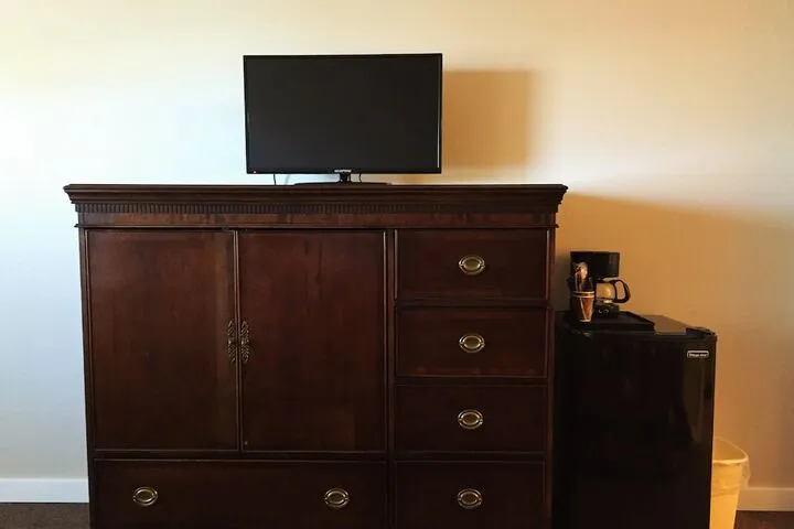 Room 3 of 30