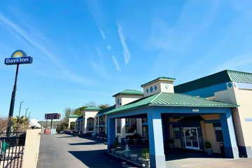 Days Inn by Wyndham Greenville