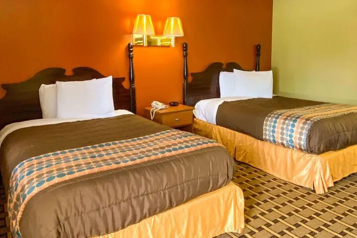 Room 5 of 26