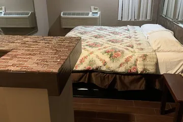 Royal Relax Inn