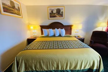 Harrisonville Inn & Suites