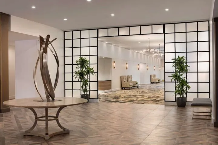 Hotel Interior 4 of 68