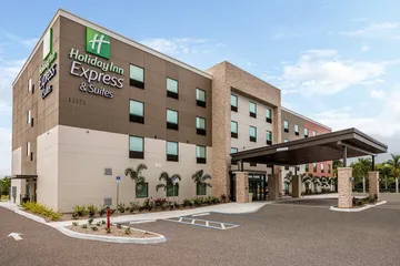 Holiday Inn Express & Suites Ft. Myers Beach-Sanibel Gateway by IHG