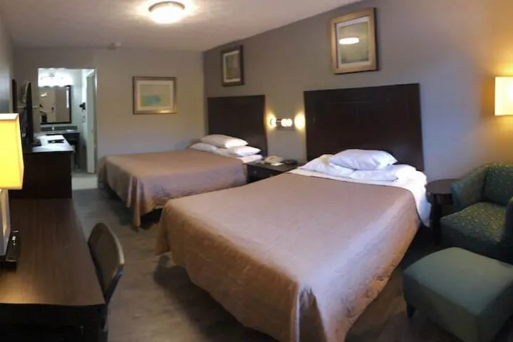 Room 5 of 40