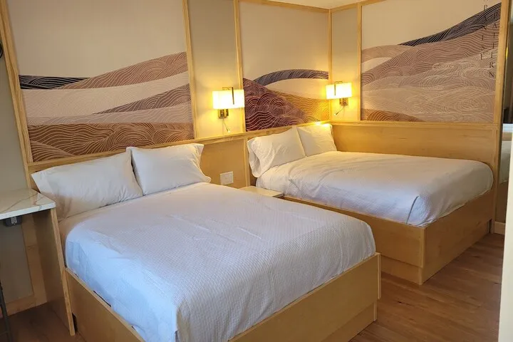Room 4 of 35
