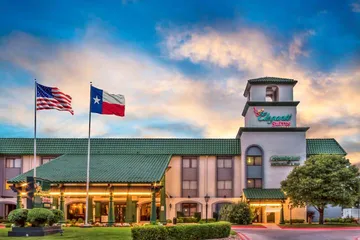 MCM Elegante Suites Abilene