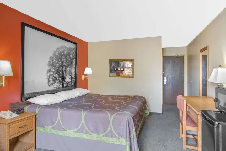 Room 3 of 14
