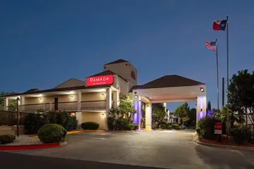 Ramada by Wyndham San Antonio Near SeaWorld / Lackland AFB