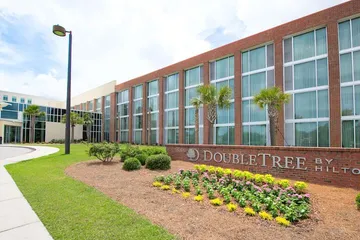 DoubleTree by Hilton Hotel & Suites Charleston Airport