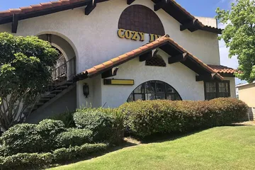 Cozy Inn