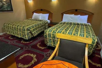 Sunrise inn