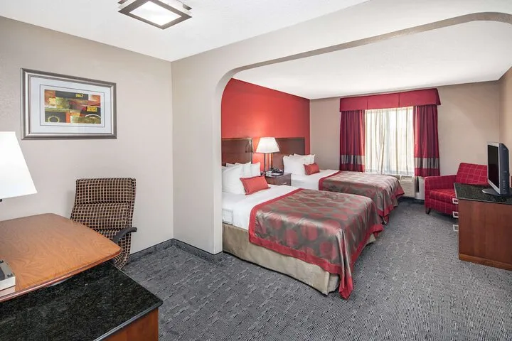 Room 4 of 13