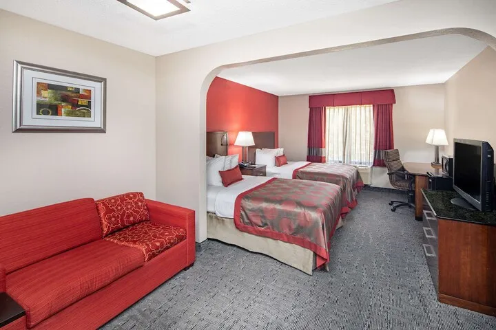 Room 3 of 13