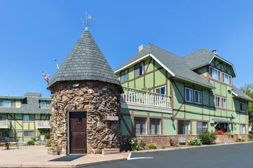 Svendsgaards Danish Lodge Americas Best Value Inn
