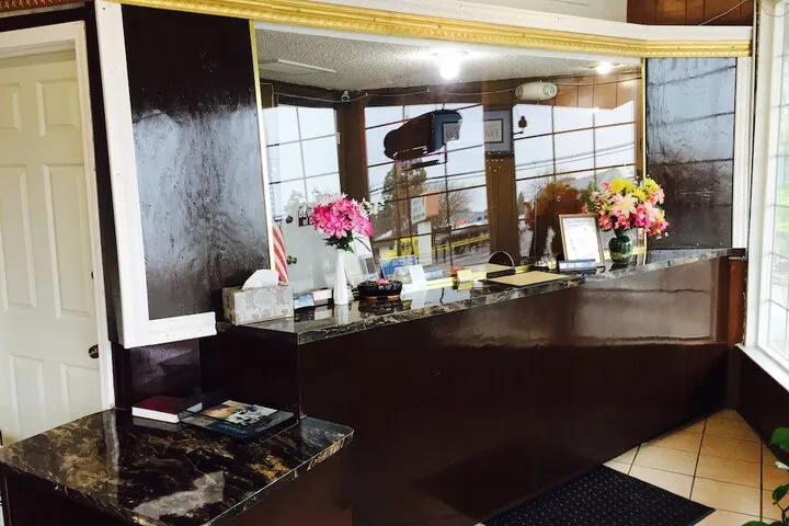 Hotel 4 of 39