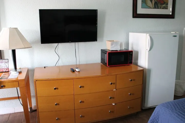 Room 5 of 49