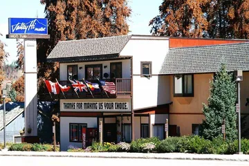 Valley Hi Motel - Near Winter Park Visitor Center