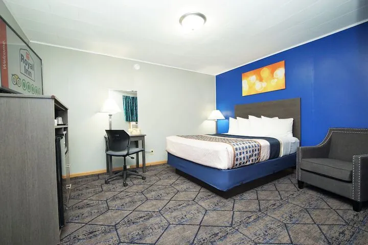 Room 3 of 30