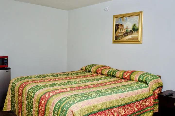 Room 3 of 14
