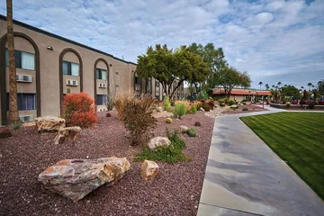 Voyager Resort Inn