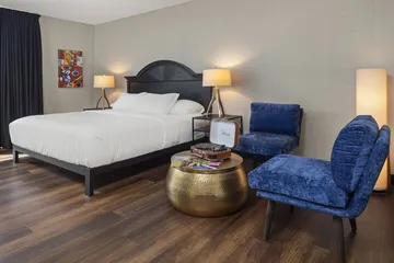The Highlander Hotel Iowa City an Ascend Collection Hotel