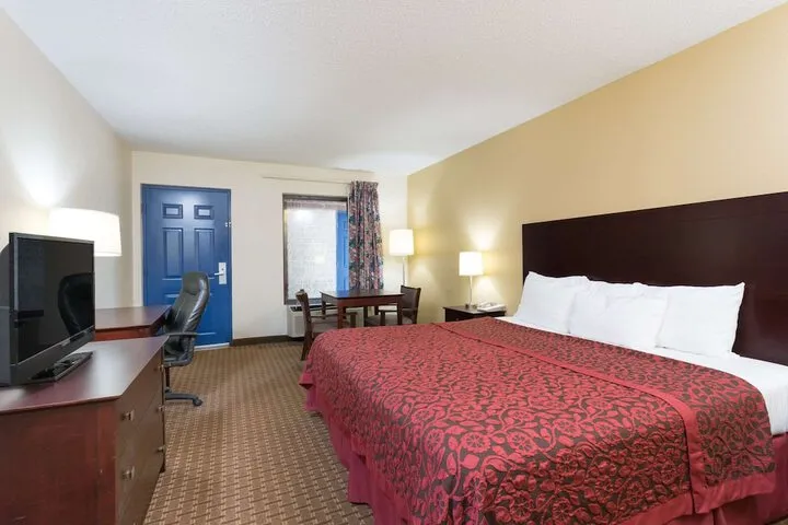 Room 3 of 24