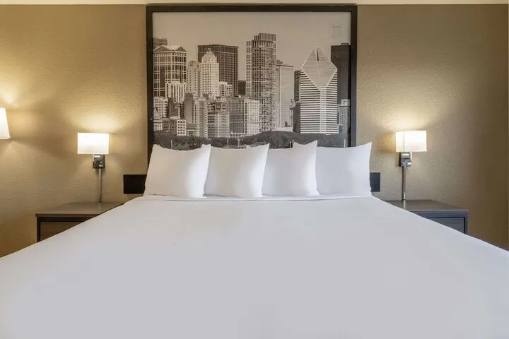 Room 5 of 30