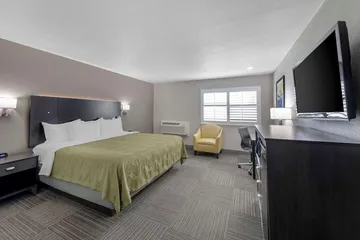 Quality Inn Kettleman City near Hwy 41