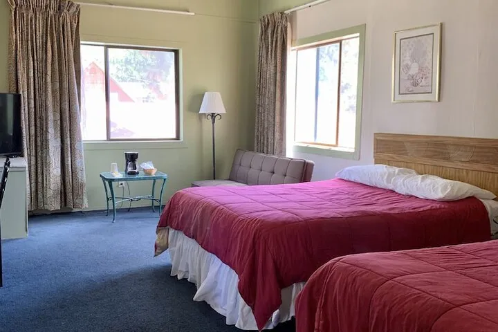 Room 3 of 37