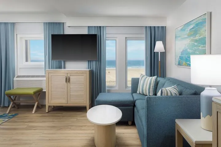 Room 5 of 50