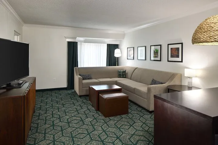Room 5 of 43