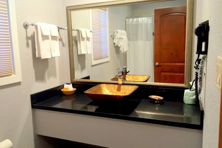 Room 5 of 27