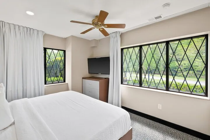 Room 5 of 57