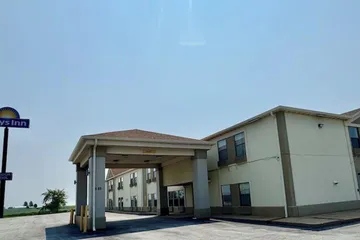 Days Inn by Wyndham Walcott Davenport