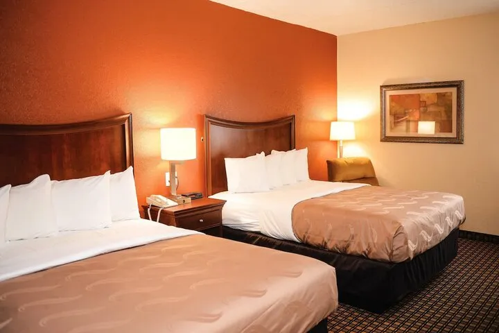 Room 5 of 47
