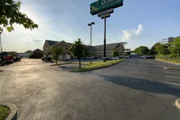 Quality Inn & Suites University / Airport