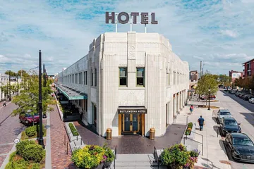 Bottleworks Hotel