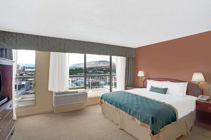 Room 5 of 31