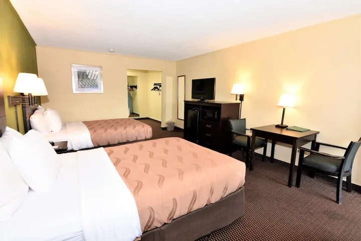 Room 4 of 21