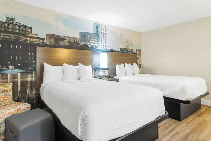Room 5 of 29