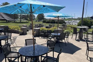 Barkers Island Inn Resort