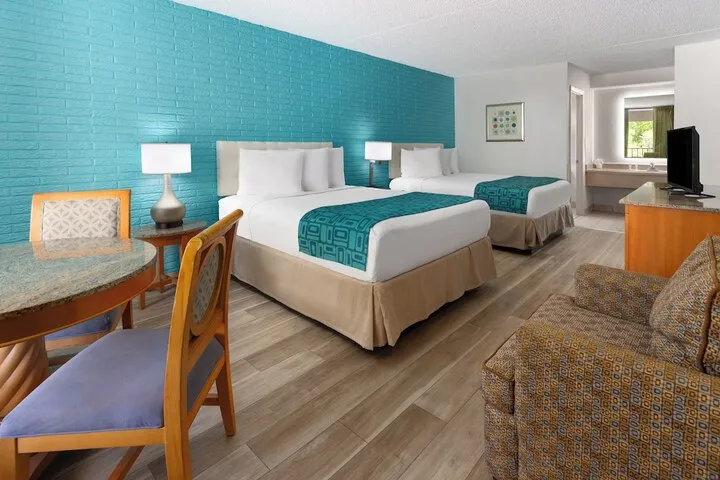 Room 4 of 26