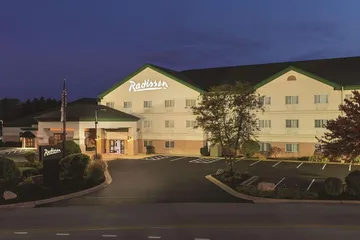 Radisson Hotel and Conference Center Rockford