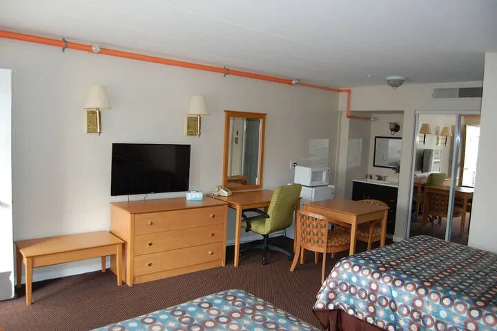 Room 2 of 26
