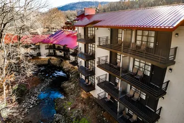 Bear Creek Inn