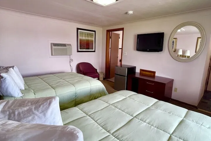 Room 4 of 29