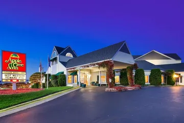 Apple Tree Inn SureStay Collection by Best Western