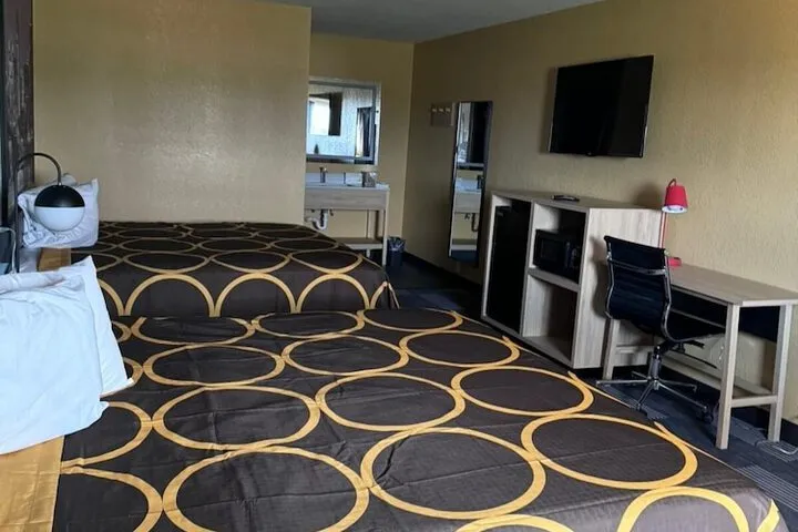 Room 5 of 45