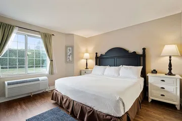 Charlevoix Inn & Suites SureStay Collection by Best Western