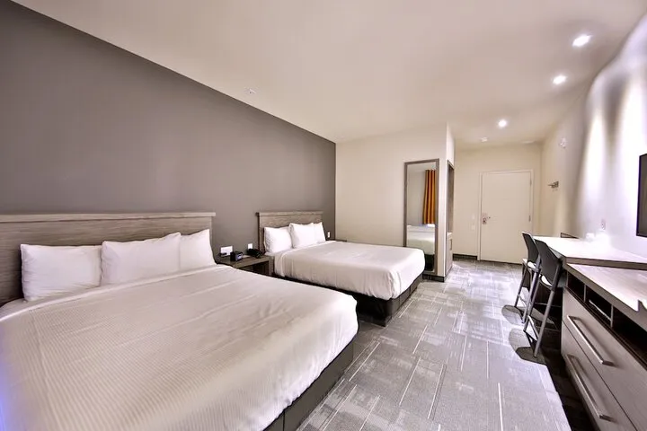 Room 3 of 29